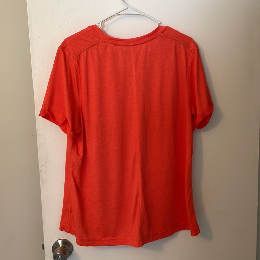 Athletic Works dry fit t-shirt size XXL - Picture 3 of 3
